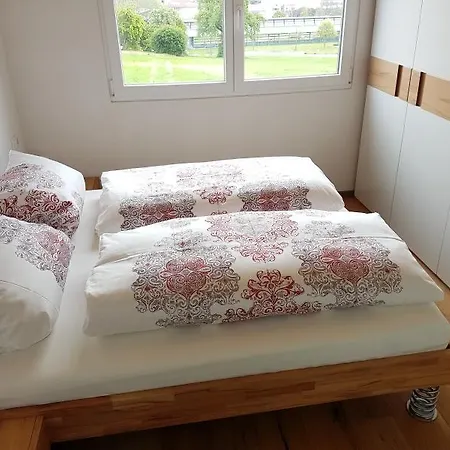 Ferienwohnung Storchennest شقة *